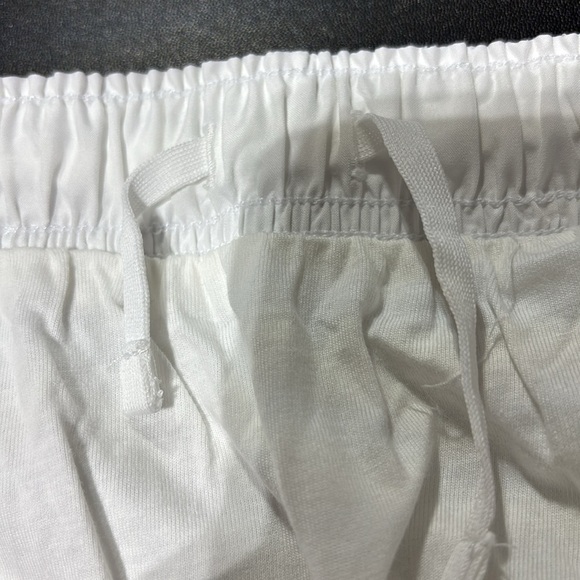 Nike Dri-Fit Running,panty lined,elastic drawstring waist,mesh side panel - Picture 6 of 9